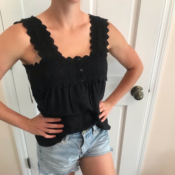 Cute black dress up tank top - Picture 2 of 2